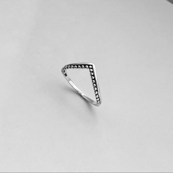 💞TOP SELLER💞Sterling Silver V Shape Ring with Dots, Chevron Rings, Stackable - Picture 11 of 12